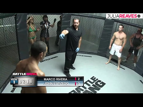 ❤️ Ultimate Fighter ቀለበቱ ውስጥ ከተጣላ በኋላ አንዲት ቁጥር ሴትን ትበዳለች። ❌  በ%am.zhangshumeng.top